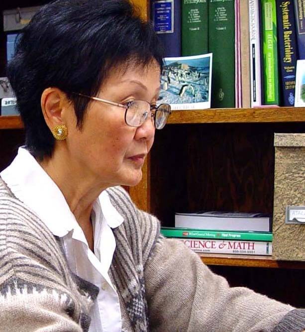 This image has an empty alt attribute; its file name is Roseli_Ocampo_Friedman.jpg